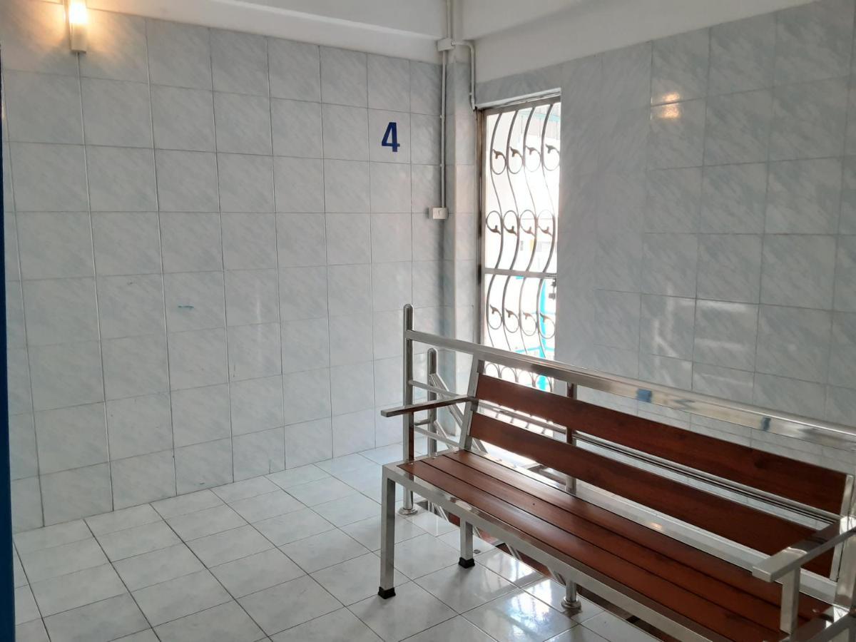 New Central Guesthouse Bangkok Eksteriør billede