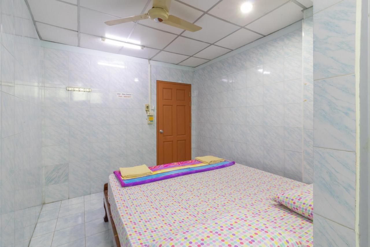 New Central Guesthouse Bangkok Eksteriør billede